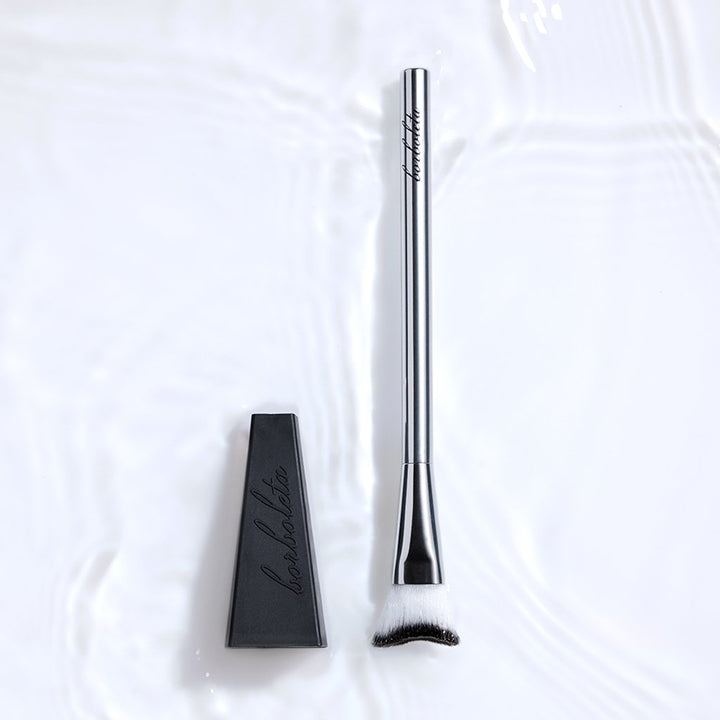 Clean your lash extensions with a lash cleansing brush