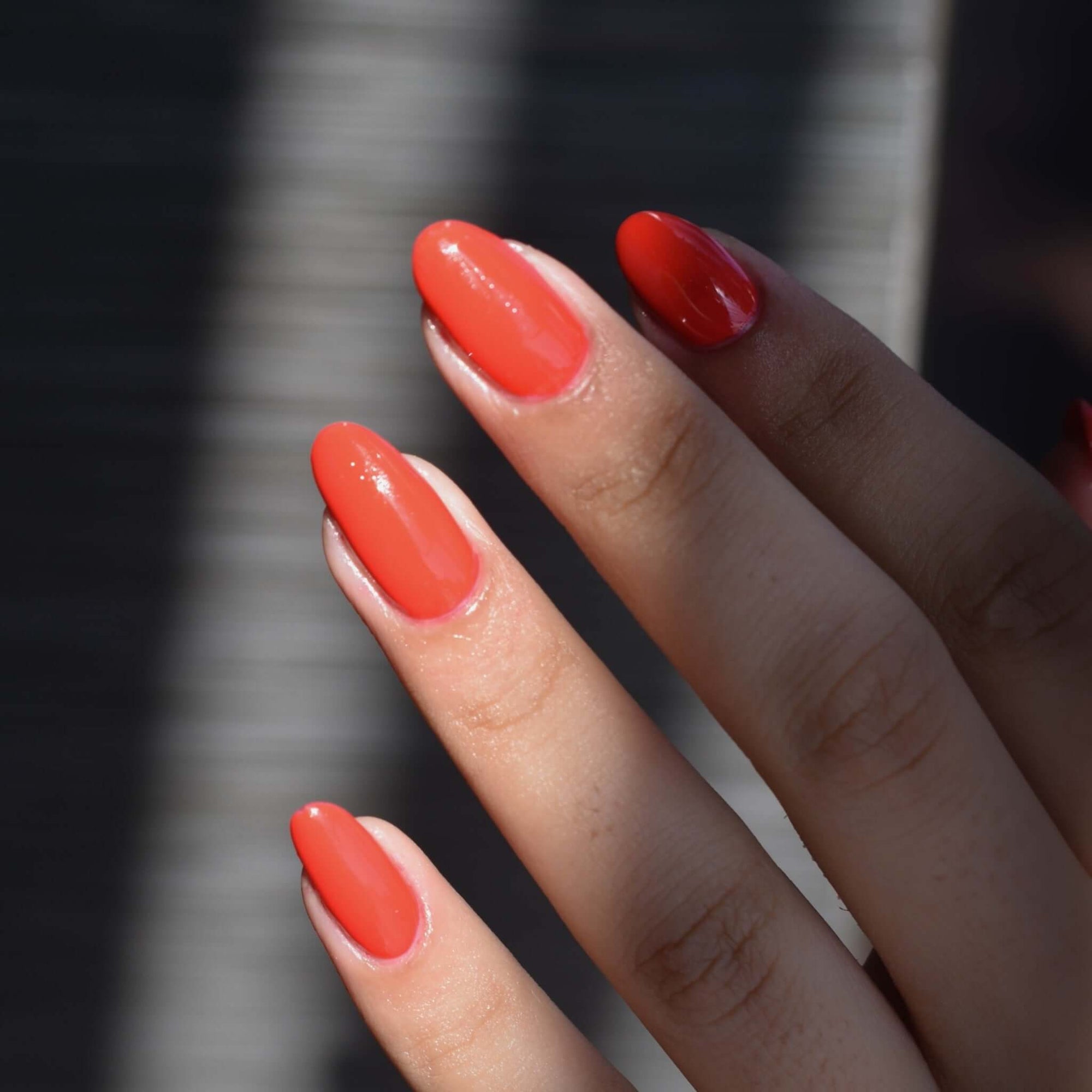 POPPY RED nail polish: Manucurist
